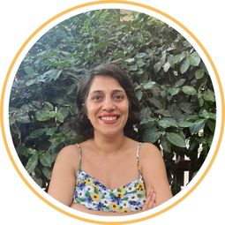 eğitmen Kevser'in gülen portresi