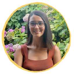 eğitmen Bilge'nin gülen portresi