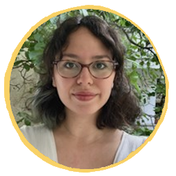 eğitmen Minesu'nun gülen portresi