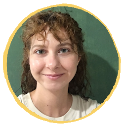 eğitmen Şeymanur'ın gülen portresi